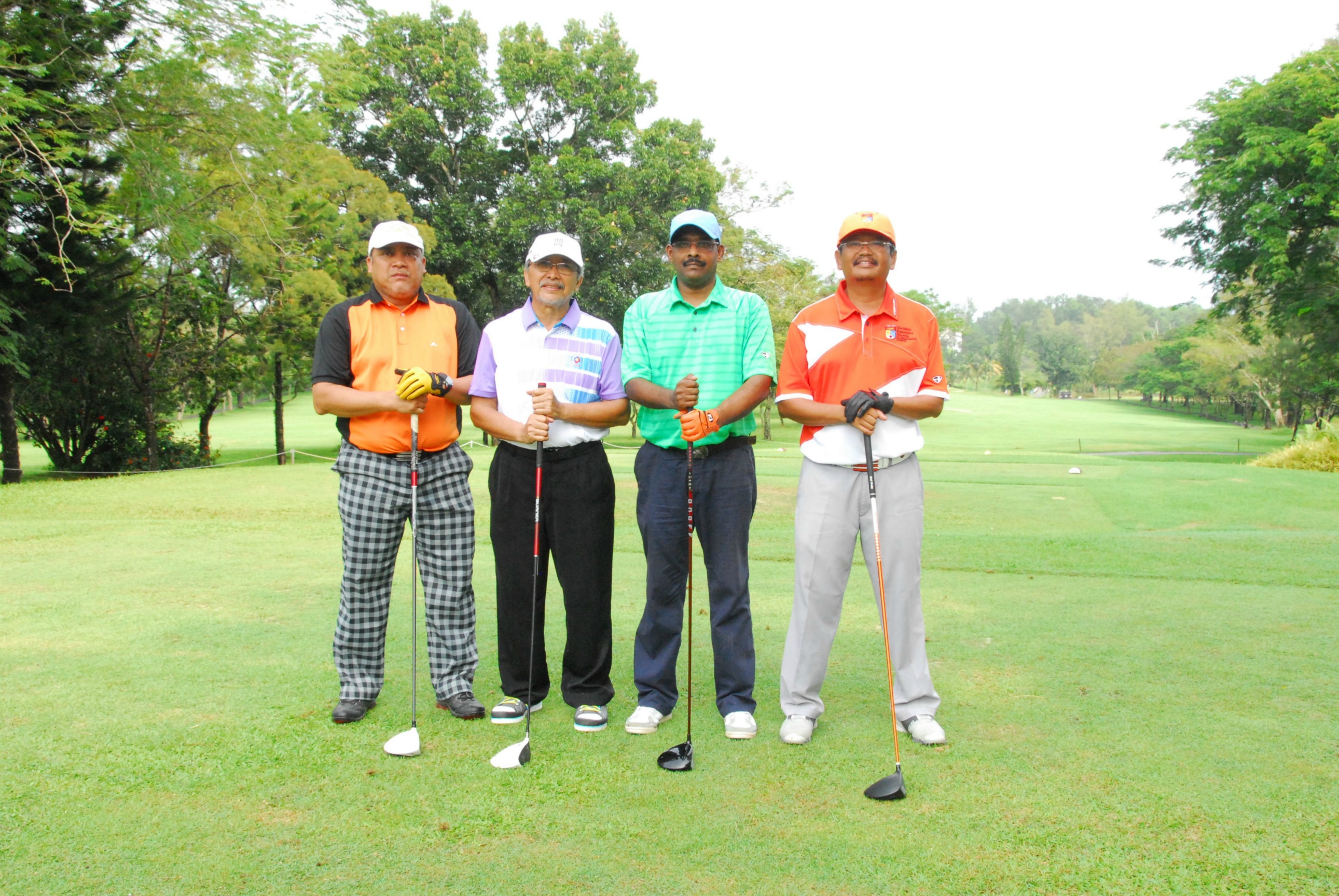 PRO15 157 GOLF DSC 0332.JPG